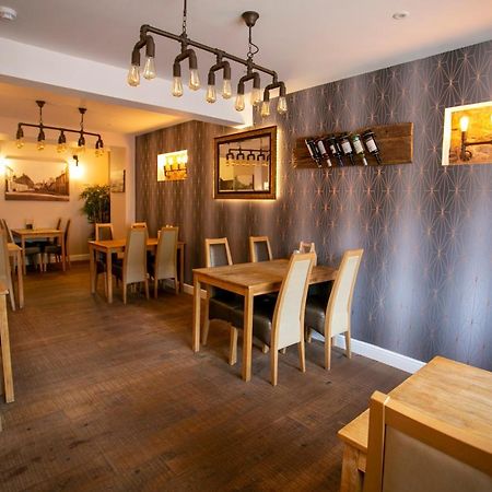 The Townhead Hotel Lockerbie Esterno foto