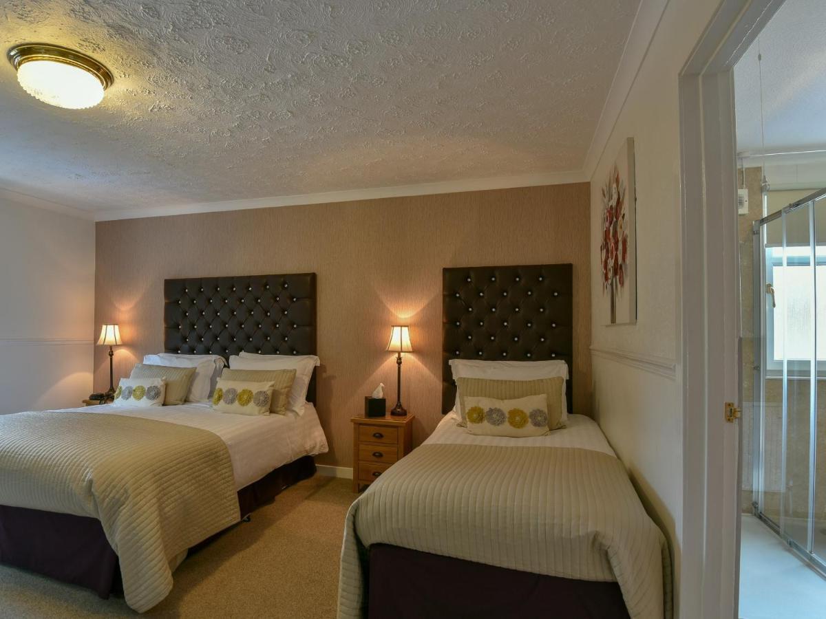 The Townhead Hotel Lockerbie Esterno foto