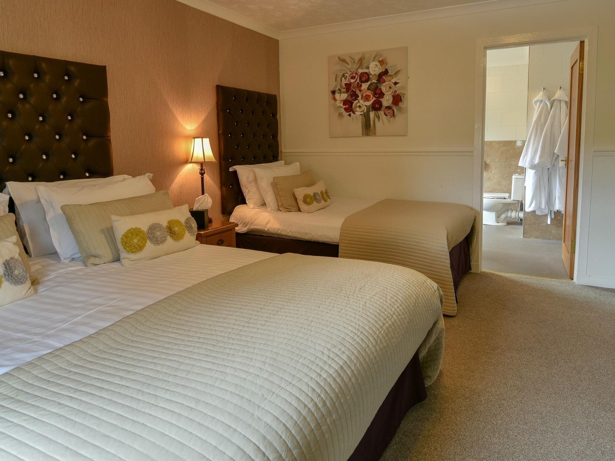 The Townhead Hotel Lockerbie Esterno foto